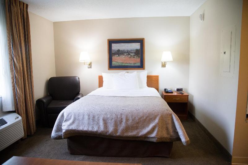 Candlewood Suites Huntersville-Lake Norman Area By Ihg Exterior photo